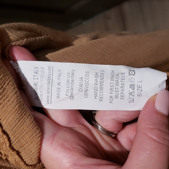 NEW Scandal Italy Diana Camel Asymmetrical Dress Size Large - Picture 6 of 6